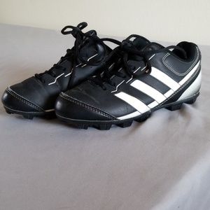 Adidas boys baseball cleats